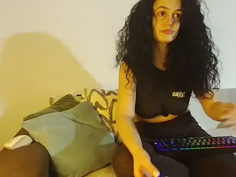 JadeLure online show from 10-02-25, 05:49