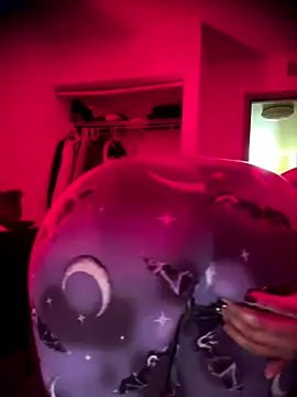 bellacagyal online show from 11-05-25, 03:42