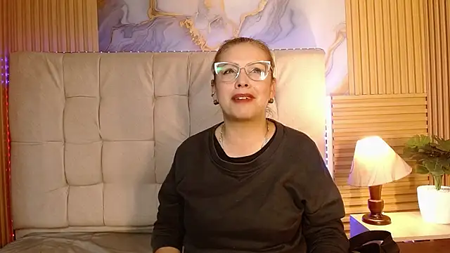 mavyhot303 online show from 11-05-25, 10:24