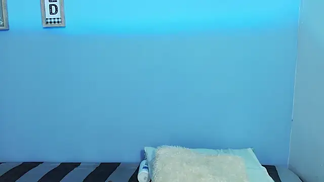 luna hawks online show from 10-24-25, 06:12