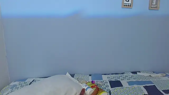 luna hawks online show from 10-14-25, 03:40