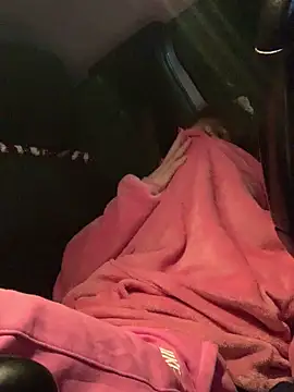 GoldenPussy1329 online show from 11-15-25, 09:19