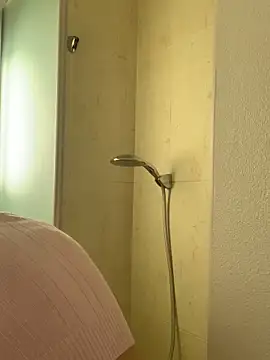 GoldenPussy1329 online show from 01-19-26, 01:26