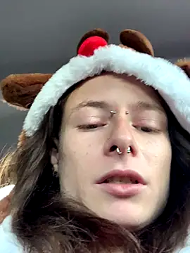 GoldenPussy1329 online show from 11-16-25, 09:25