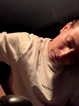 GoldenPussy1329 online show from 11-13-25, 06:34