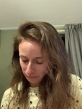 GoldenPussy1329 online show from 01-10-26, 10:38