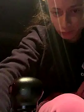 GoldenPussy1329 online show from 10-29-25, 07:24