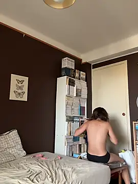 GoldenPussy1329 online show from 07-11-26, 10:37