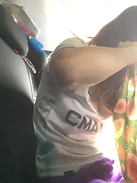 GoldenPussy1329 online show from 05-09-26, 11:02