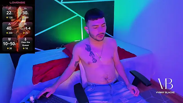 VynnyBlacke  online show from 12-02-25, 09:49