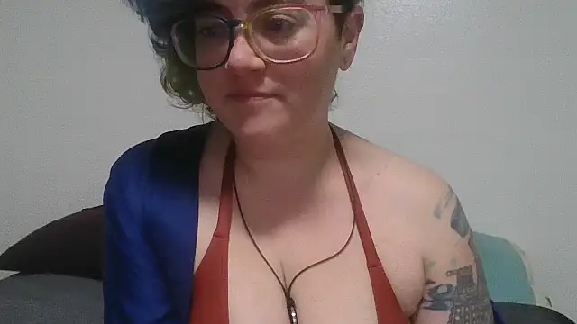 Snapshot of daniak90 chatting on 10-19-25, 08:22 daniak90 online show from 10-19-25, 08:22