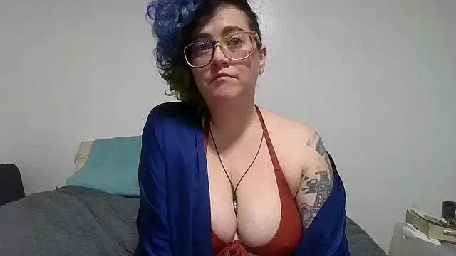 Snapshot of daniak90 chatting on 10-12-25, 05:36 daniak90 online show from 10-12-25, 05:36