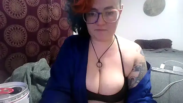 Snapshot of daniak90 chatting on 11-06-25, 05:22 daniak90 online show from 11-06-25, 05:22