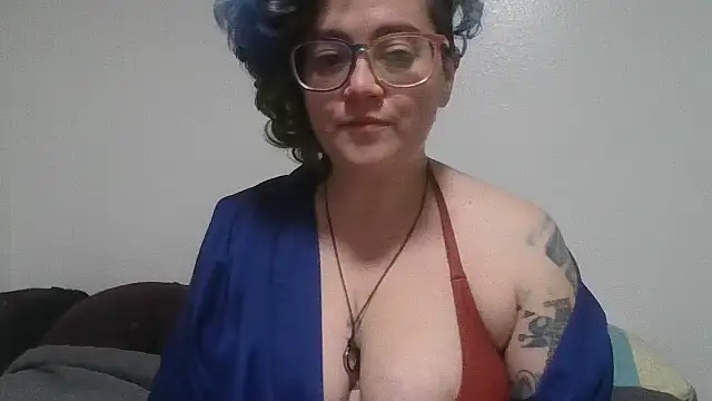 Snapshot of daniak90 chatting on 10-21-25, 06:02 daniak90 online show from 10-21-25, 06:02