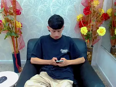 Snapshot of thaigo_twink38 chatting on 10-11-25, 03:07 thaigo twink38 online show from 10-11-25, 03:07