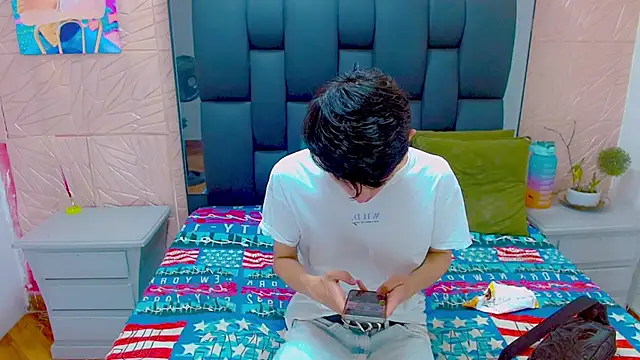 Snapshot of thaigo_twink38 chatting on 10-22-25, 03:50 thaigo twink38 online show from 10-22-25, 03:50