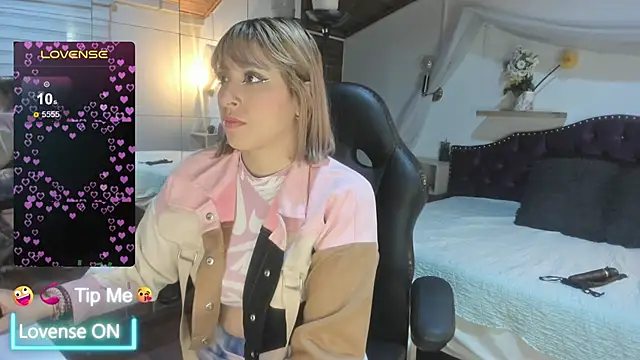 sophialyh 1 online show from 02-25-26, 12:38