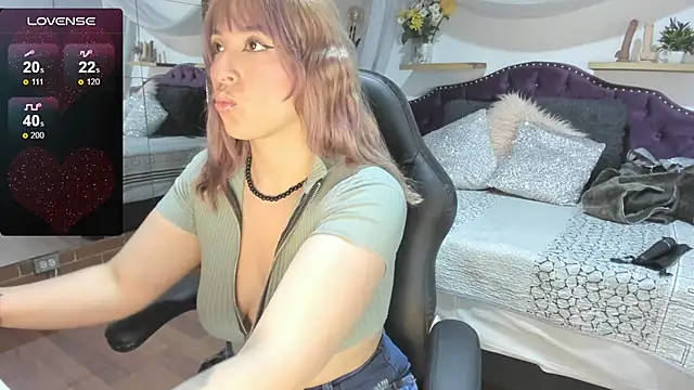 sophialyh 1 online show from 11-03-25, 12:53