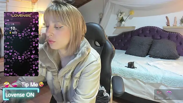 sophialyh 1 online show from 02-12-26, 01:00