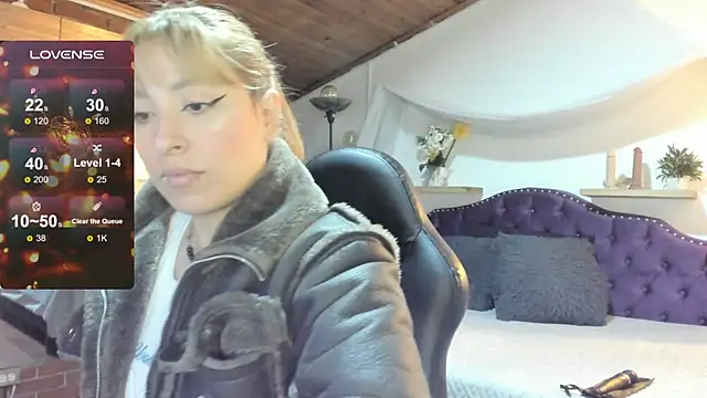 sophialyh 1 online show from 12-19-25, 12:40