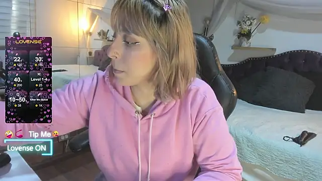 sophialyh 1 online show from 02-19-26, 12:46