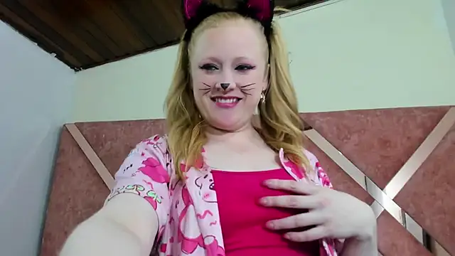 AliceCat 01 online show from 11-05-25, 03:31