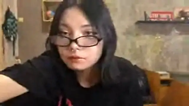 Beeping Creature online show from 12-20-25, 02:09