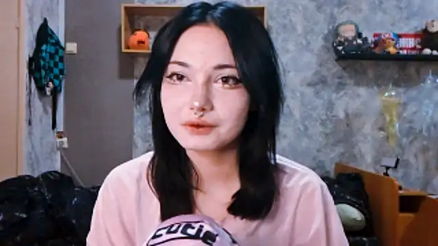 Beeping Creature online show from 11-30-25, 03:24