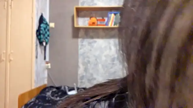 Beeping Creature online show from 11-16-25, 04:23