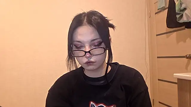 Beeping Creature online show from 02-12-26, 04:29