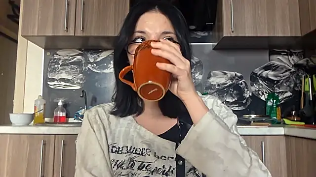 Beeping Creature online show from 02-05-26, 07:04