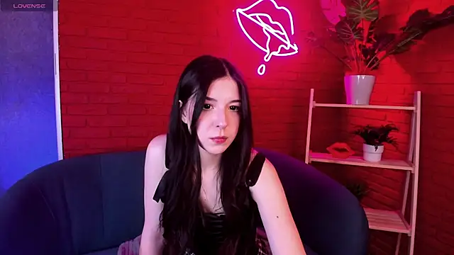 Snapshot of Azaliya_Haze chatting on 10-02-25, 03:26 Azaliya Haze online show from 10-02-25, 03:26