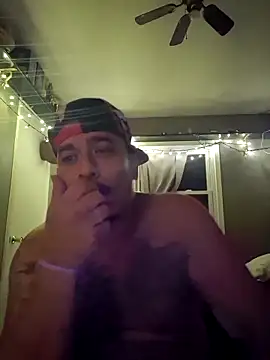 Snapshot of Nativeking32 chatting on 11-05-25, 06:16 Nativeking32 online show from 11-05-25, 06:16