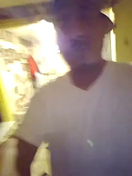 Snapshot of Nativeking32 chatting on 09-27-25, 05:35 Nativeking32 online show from 09-27-25, 05:35