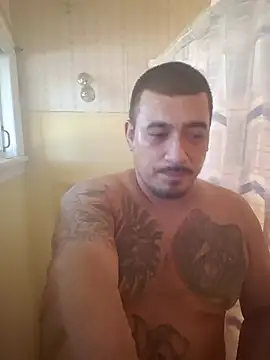 Snapshot of Nativeking32 chatting on 10-10-25, 07:47 Nativeking32 online show from 10-10-25, 07:47