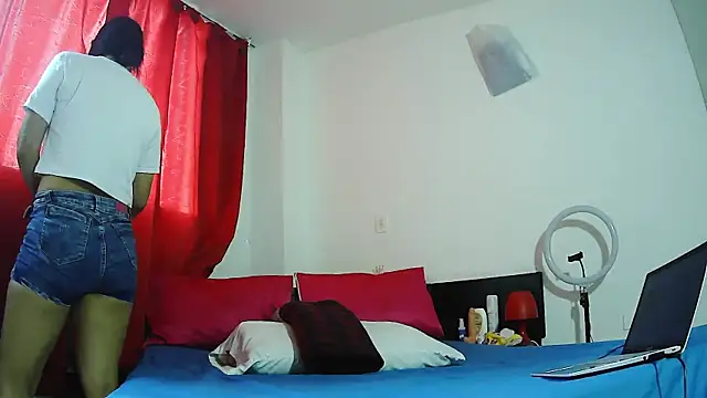 MissAsly online show from 11-16-25, 04:34