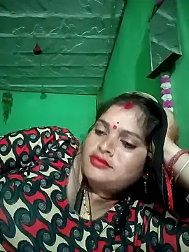 Snapshot of Na_shreya chatting on 10-08-25, 03:57 Na shreya online show from 10-08-25, 03:57