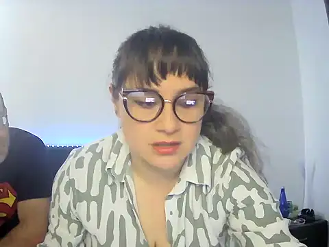 Snapshot of Mundodeplacer chatting on 10-03-25, 03:57 Mundodeplacer online show from 10-03-25, 03:57