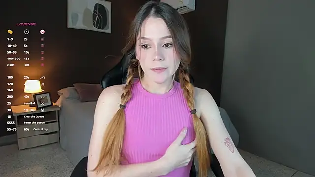 Alexandra-16 online show from 10-13-25, 10:10