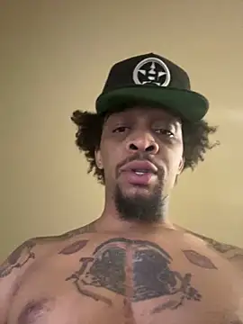 thefreakscomeoutatnight online show from 10-21-25, 05:51