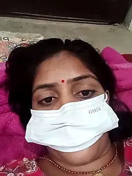 Snapshot of RANI_747 chatting on 10-01-25, 01:04 RANI 747 online show from 10-01-25, 01:04