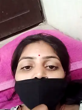 Snapshot of RANI_747 chatting on 10-08-25, 05:24 RANI 747 online show from 10-08-25, 05:24