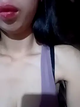 Snapshot of Khanhu_xx chatting on 10-09-25, 10:54 Khanhu xx online show from 10-09-25, 10:54