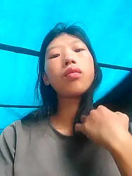 Snapshot of Khanhu_xx chatting on 10-08-25, 06:59 Khanhu xx online show from 10-08-25, 06:59