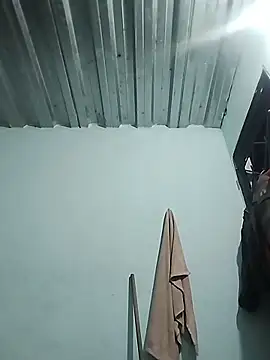 Dani156y online show from 10-25-25, 07:18