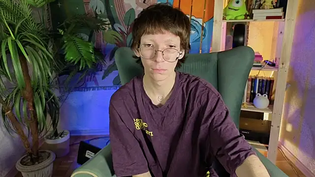 TommieHi online show from 10-15-25, 12:24
