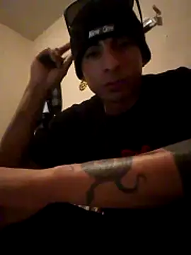 Tucloroformosexxx online show from 04-03-26, 07:37