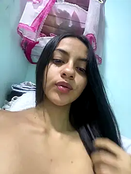 miluwatson online show from 10-25-25, 04:11