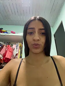 Snapshot of miluwatson chatting on 10-21-25, 11:26 miluwatson online show from 10-21-25, 11:26