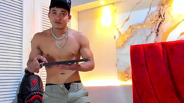 daniscot online show from 11-17-25, 03:54